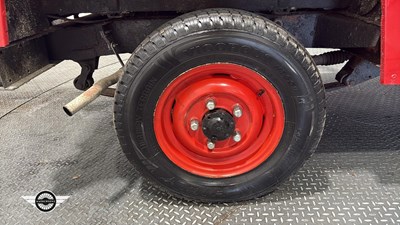 Lot 68 - 1974 LAND ROVER
