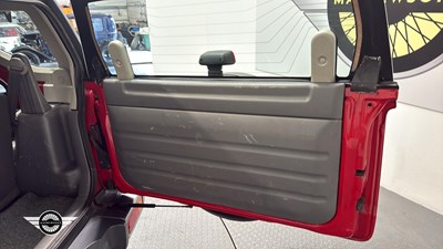 Lot 750 - 2004 SUZUKI JIMNY 02