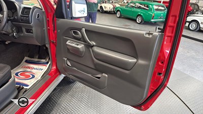 Lot 750 - 2004 SUZUKI JIMNY 02