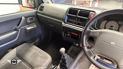 Lot 750 - 2004 SUZUKI JIMNY 02