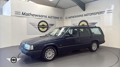 Lot 754 - 1998 VOLVO 940 CELEBRATION