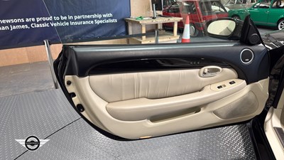 Lot 208 - 2006 LEXUS