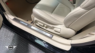 Lot 208 - 2006 LEXUS