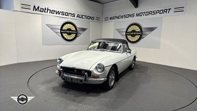 Lot 784 - 1972 MG B