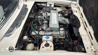 Lot 800 - 1976 TRIUMPH STAG