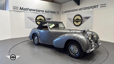 Lot 40 - 1947 TRIUMPH ROADSTER