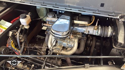 Lot 40 - 1947 TRIUMPH ROADSTER