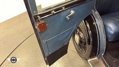 Lot 686 - 1932 AUSTIN 10