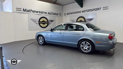 Lot 498 - 2004 JAGUAR S-TYPE DIESEL