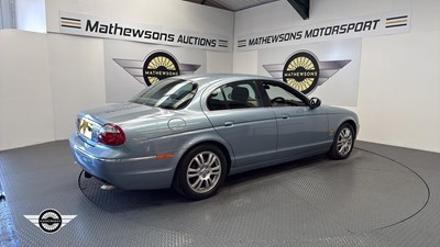 Lot 498 - 2004 JAGUAR S-TYPE DIESEL