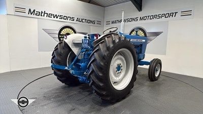 Lot 36 - 1972 FORD