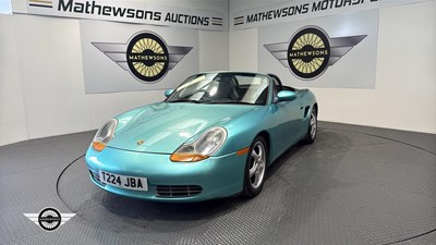 Lot 724 - 1999 PORSCHE BOXSTER