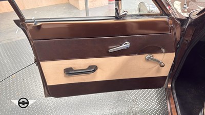 Lot 654 - 1973 FORD ESCORT