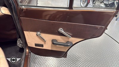 Lot 654 - 1973 FORD ESCORT