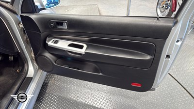 Lot 600 - 2003 VOLKSWAGEN GOLF R32