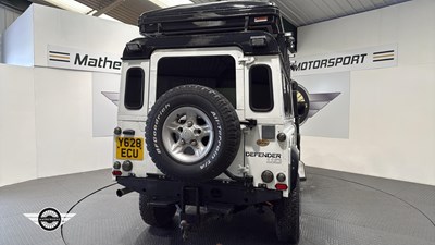 Lot 318 - 2001 LAND ROVER DEFENDER 110 TD5