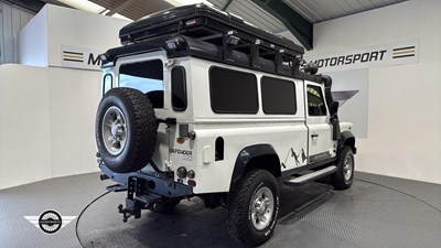Lot 318 - 2001 LAND ROVER DEFENDER 110 TD5