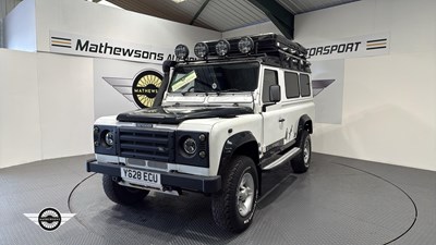 Lot 318 - 2001 LAND ROVER DEFENDER 110 TD5