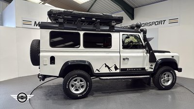 Lot 318 - 2001 LAND ROVER DEFENDER 110 TD5