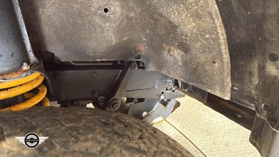 Lot 318 - 2001 LAND ROVER DEFENDER 110 TD5