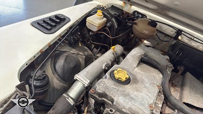 Lot 318 - 2001 LAND ROVER DEFENDER 110 TD5