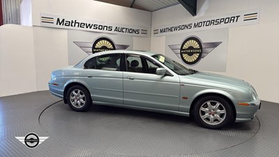 Lot 748 - 2000 JAGUAR S-TYPE V6