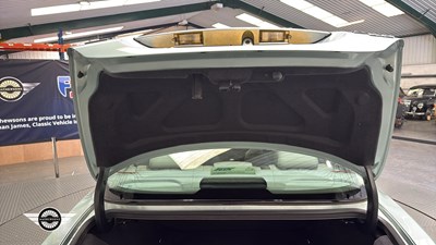 Lot 748 - 2000 JAGUAR S-TYPE V6
