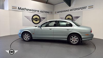 Lot 748 - 2000 JAGUAR S-TYPE V6