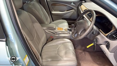 Lot 748 - 2000 JAGUAR S-TYPE V6
