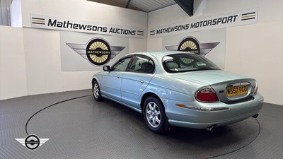 Lot 748 - 2000 JAGUAR S-TYPE V6