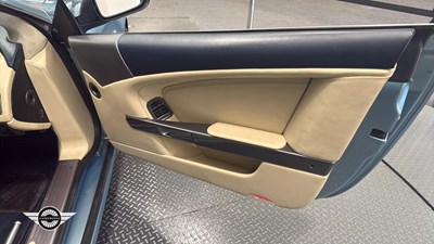 Lot 558 - 2004 ASTON MARTIN DB9 AUTO