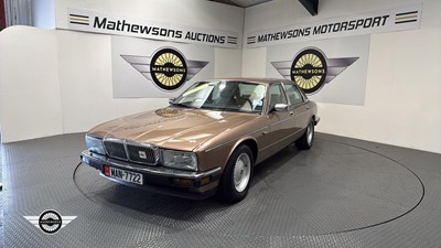 Lot 452 - 1989 DAIMLER 3.6