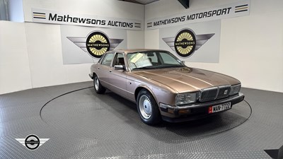 Lot 452 - 1989 DAIMLER 3.6
