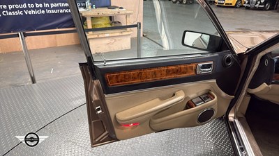 Lot 452 - 1989 DAIMLER 3.6