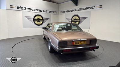 Lot 452 - 1989 DAIMLER 3.6