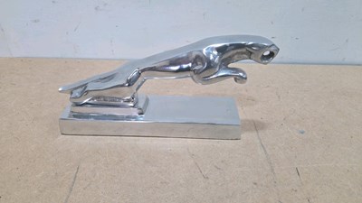 Lot 755 - JAGUAR LEAPER DESK MODEL 10" X5"