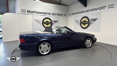 Lot 632 - 1999 MERCEDES