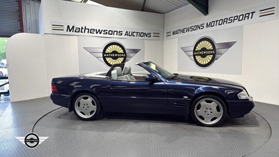 Lot 632 - 1999 MERCEDES
