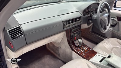 Lot 632 - 1999 MERCEDES