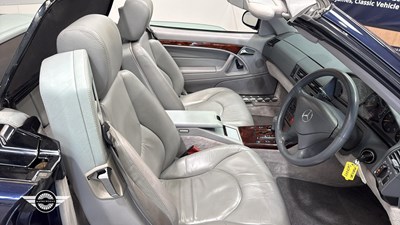 Lot 632 - 1999 MERCEDES