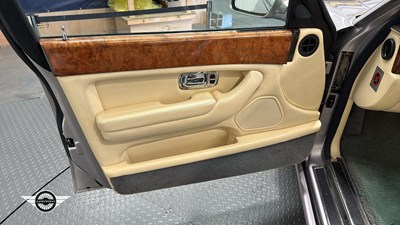 Lot 650 - 1999 BENTLEY ARNAGE RED LABEL AUTO