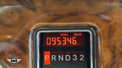 Lot 650 - 1999 BENTLEY ARNAGE RED LABEL AUTO