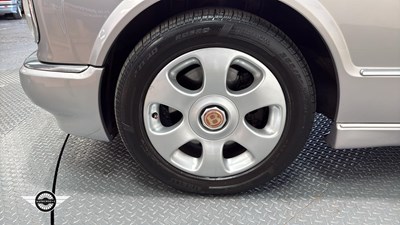 Lot 650 - 1999 BENTLEY ARNAGE RED LABEL AUTO