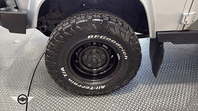 Lot 680 - 2013 LAND ROVER DEFENDER 110 XS TD D/C