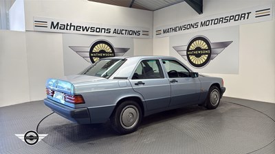 Lot 808 - 1993 MERCEDES 190E AUTO