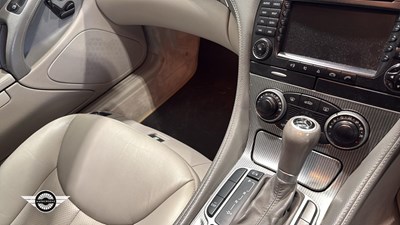 Lot 699 - 2005 MERCEDES SL 350 AUTO