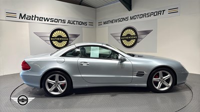 Lot 699 - 2005 MERCEDES SL 350 AUTO