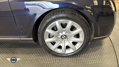 Lot 738 - 2004 BENTLEY CONTINENTAL GT AUTO