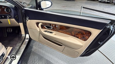 Lot 738 - 2004 BENTLEY CONTINENTAL GT AUTO
