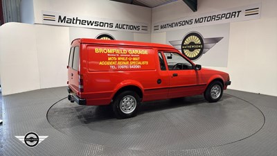 Lot 700 - 1983 FORD ESCORT 55L
